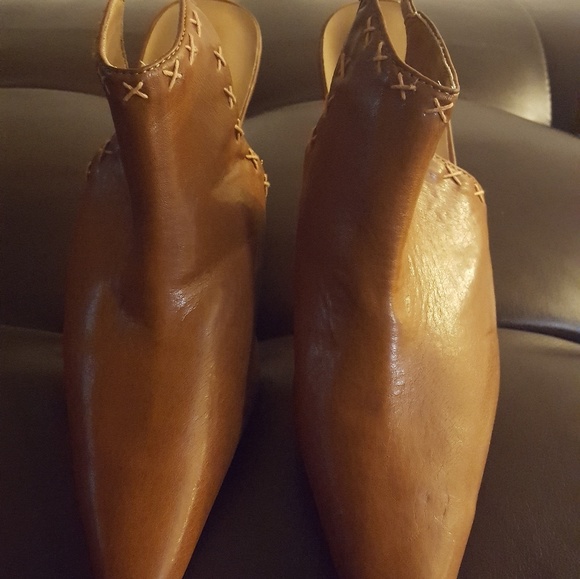 Pierre Dumas Sling Back Pointy Toe Shoes Size 8.5M - Picture 2 of 6